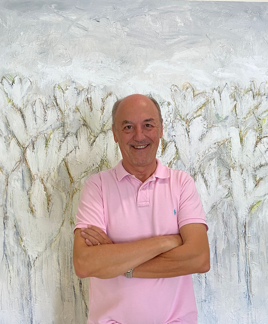 Ricardo Trotti in his studio